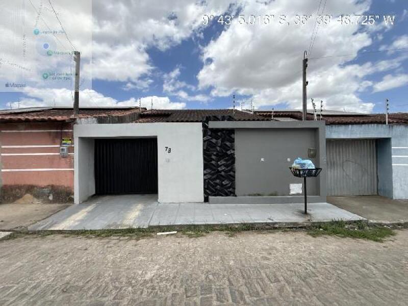 Casa em Arapiraca com 3 quartos e 148m² de terreno