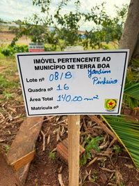 Terreno em Loteamento Residencial com 140m²