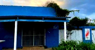 Loja ocupada com 96 m² construída
