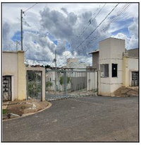 Casa com 3 Quartos e Suíte em Montes Claros