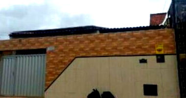Casa com 3 quartos, 2 banheiros e 2 vagas, 137m² construída, ocupada