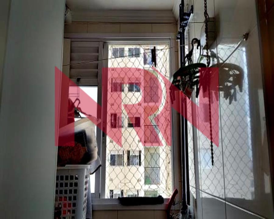 Apartamento com 2 quartos, 1 banheiro e 1 vaga de garagem
