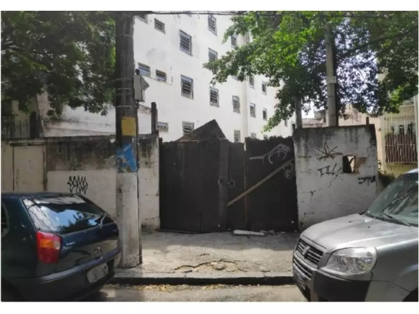 Terreno em Leilão com 421,50m² em Santa Teresa, Rio de Janeiro