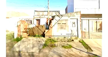 Terreno em Pelotas com 7m x 30m