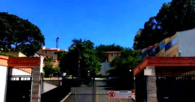 Sobrado 4 quartos, 3 banheiros, 153m², desocupado