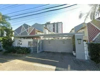 Casa 11 com 2 vagas, 117,62m² privativos, imóvel