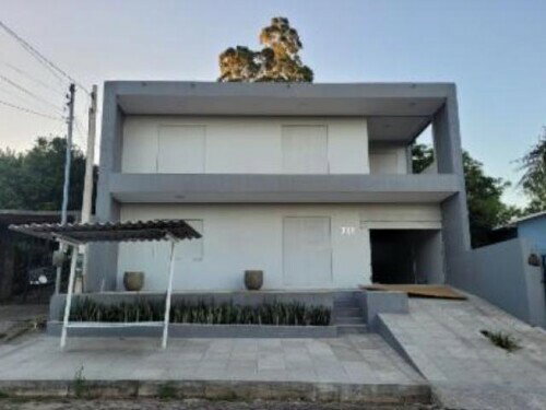 Casa residencial com 282,41m², 3 quartos, ocupada