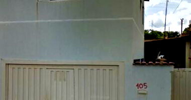 Sobrado com 2 dormitórios e 1 vaga em Aguaí/SP