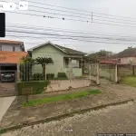 Prédio misto com 3 dormitórios, piscina, em médio estado