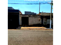 Casa com 45m² e terreno de 491,73m² em Ourinhos/SP