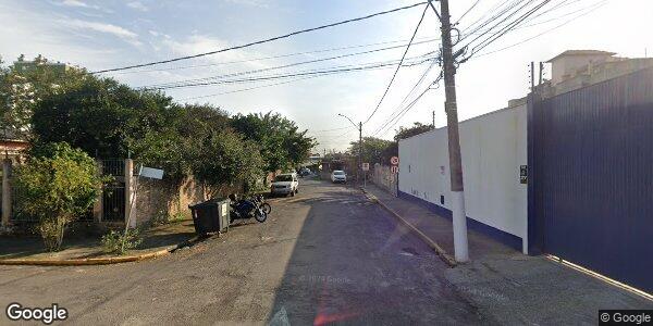 Casa com Garagem em Cachoeirinha - Oportunidade Única!