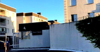 Apartamento em Pinhais com 67m²