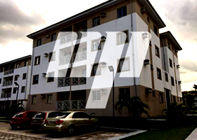 Prédio Comercial com 4 Quartos e 1 Banheiro