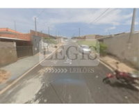 Casa com 166m² de terreno, 49,83m² construídos, 2 quartos, 1 banheiro, ocupada