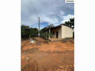 Terreno com 821,61m² e benfeitorias em Silvânia/GO