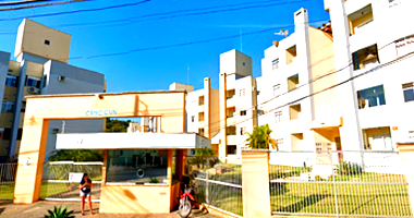 Espaçoso Apartamento de 77,86m² com garagem, ocupado