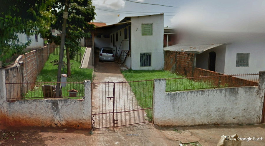 Casa com 300m² e 2 casas de 60m² cada no Jardim Interlagos