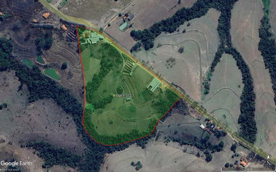 Sítio Monte Alto - 11,5 ha rural com 3 casas e benfeitorias