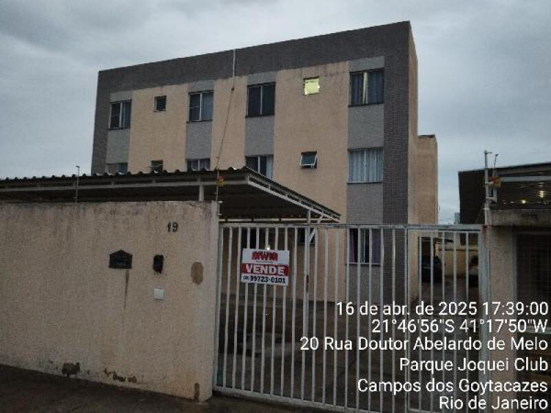 Apartamento em Campos dos Goytacazes/RJ com 2 quartos