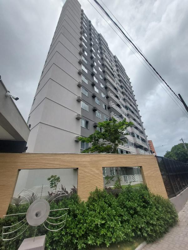 Apartamento com 3 quartos, 2 banheiros e 1 vaga de garagem