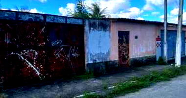 Terreno com Casa em Maracanaú/CE - 250m²