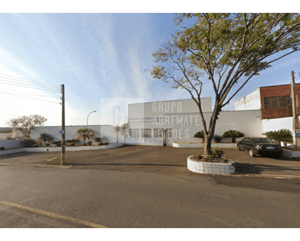 Prédio Comercial com 3.863,46m² e 43 vagas