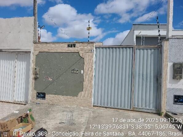 Casa com 2 quartos e 1 vaga de garagem em Feira de Santana