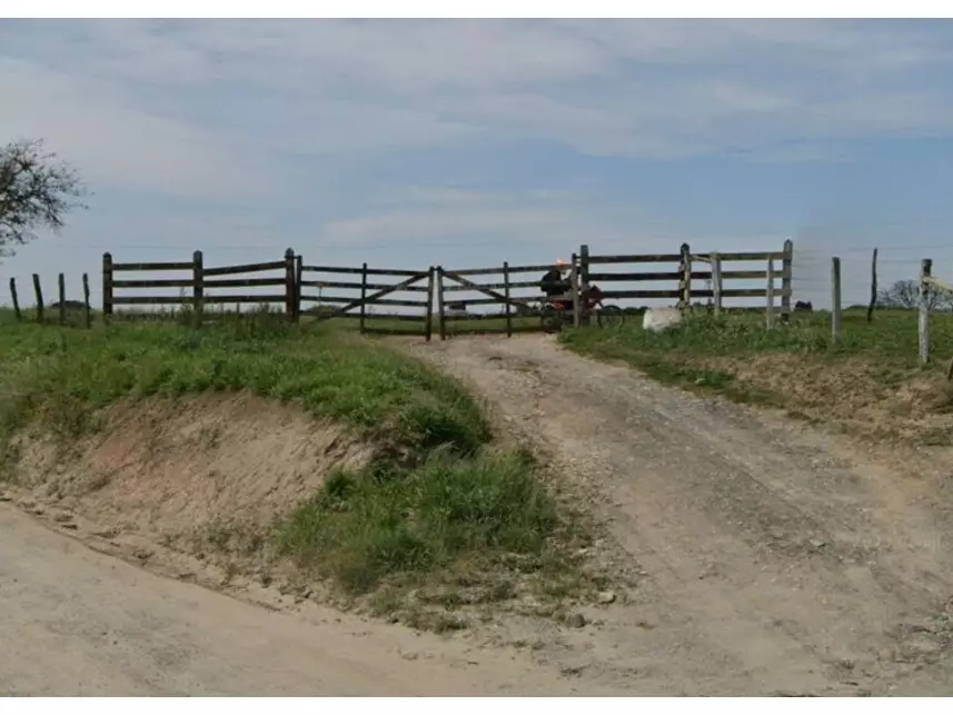 Área Rural com 285.902m², benfeitorias, imóvel ocupado