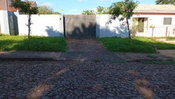 Casa com 2 quartos em Medianeira - PR