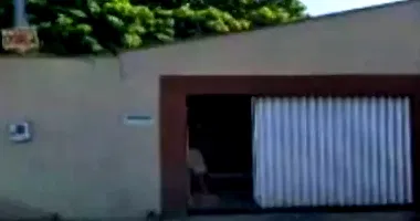 Casa Ocupada com 69,80m² em Leilão