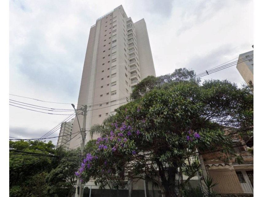 Apartamento de 211m² com 3 vagas