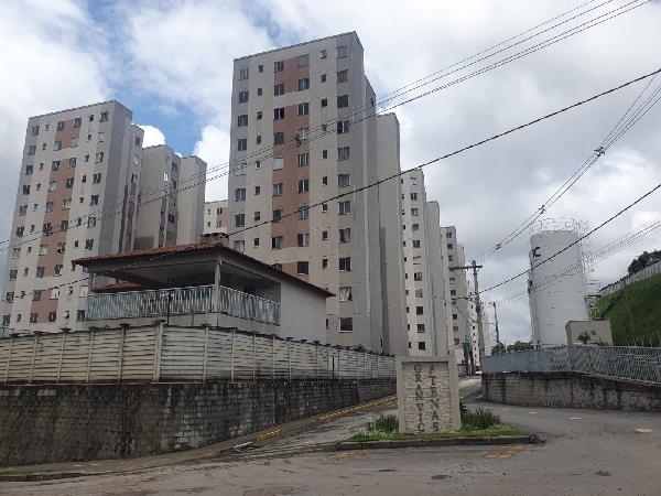 Apartamento com 2 Quartos e 1 Vaga em Contagem/MG