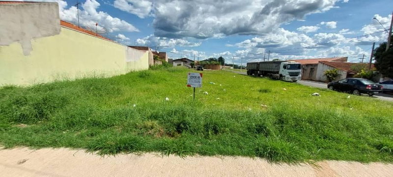 Terreno de 268m² em Mineiros do Tietê - SP