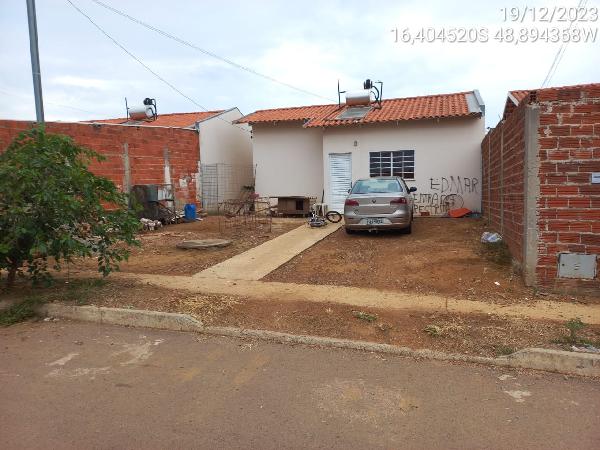 Casa com 50,88m² em Anápolis