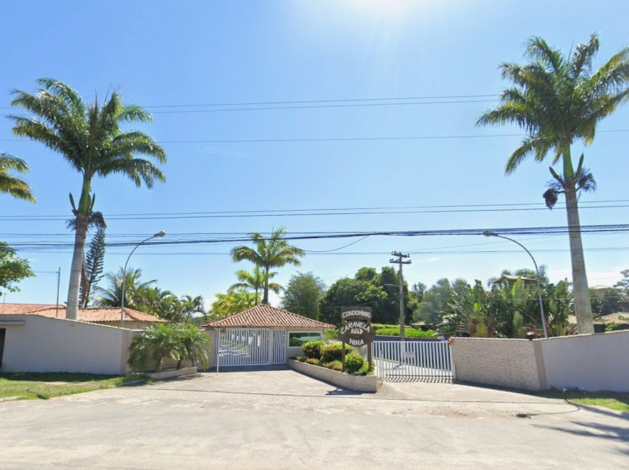 Terreno em Condomínio Caravela Nina com 450m²