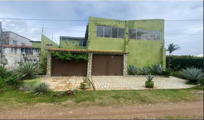 Casa com 138,87 m², ocupada, ideal para investimento