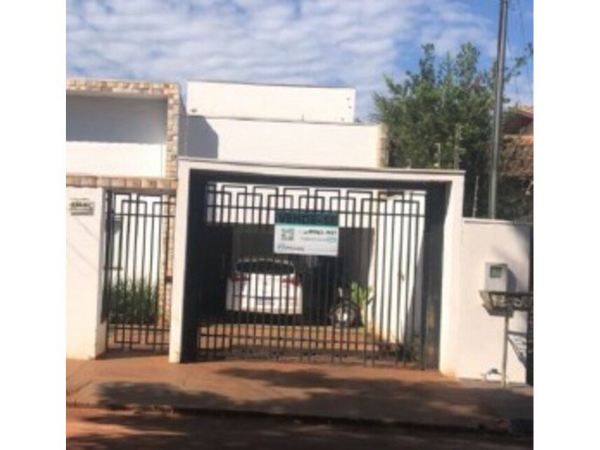 Casa com 125,93m² construídos em Tangará da Serra