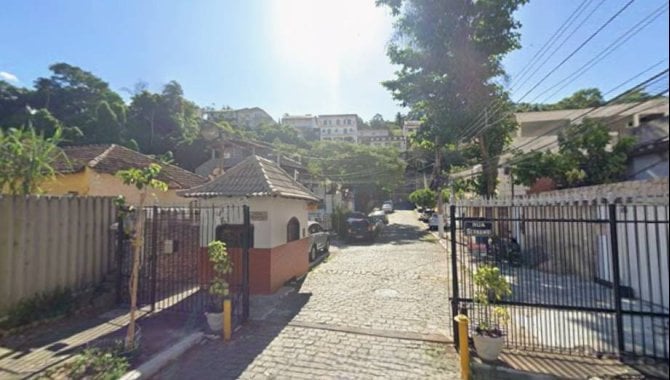 Casa com 288 m² de área construída, ocupada, em Pechincha, Rio de Janeiro