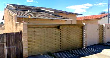 Casa em Ipameri com 228m² construída