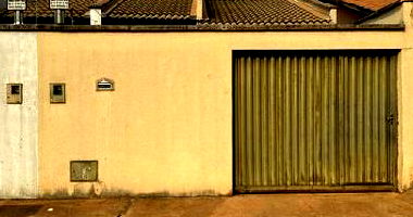 Casa com 2 Quartos e 2 Vagas em Inhumas - Oportunidade!