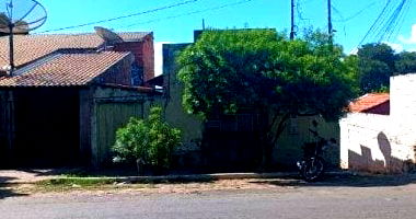 Casa padrão 3 quartos 2 banheiros 211m² ocupada