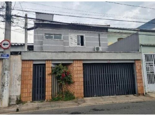 Casa com 3 quartos, 264m², ocupada, em São Bernardo do Campo