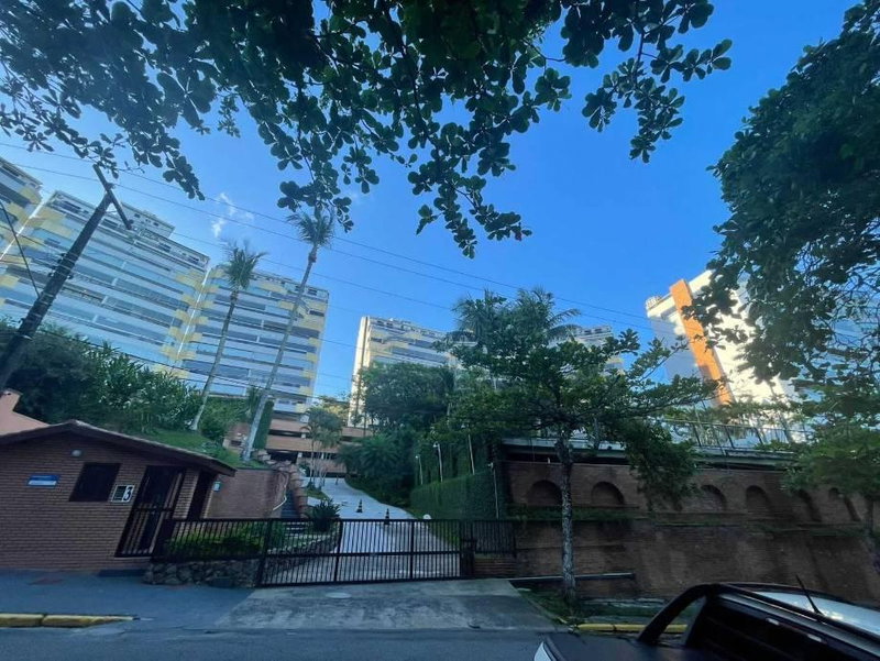 Apartamento com 1 Vaga, 170m² e Vista para o Mar