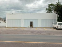 Ex-Agência Comercial com 429,94m² construídos, desocupada