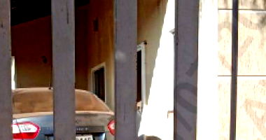 Casa residencial térrea 3 quartos, 3 banheiros, 2 vagas, piscina