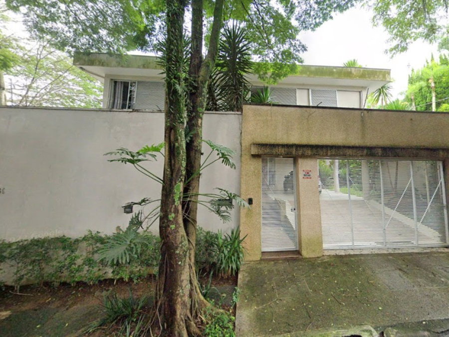 Casa 372 m² com 4 quartos e 3 banheiros no Morumbi