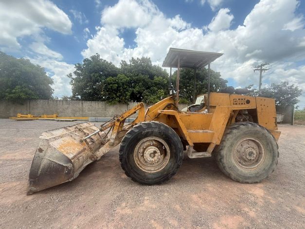 PÁ CARREGADEIRA CASE W7