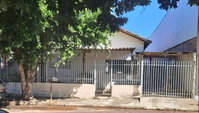 Casa Ocupada 128m² com 2 Quartos e 1 Vaga - Centro