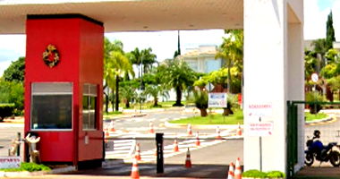Terreno amplo de 864,5 m² com ótima localização e documentação regular
