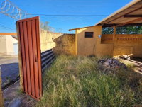 Casa 2 dormitórios, 123m², terreno 250m², desocupada
